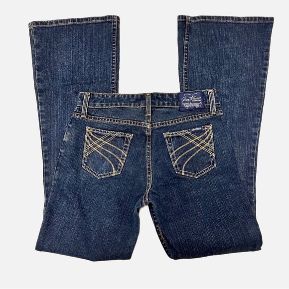 Levi’s Signature Stretch Low Rise Flare Jeans Juniors Size 3 EUC - Picture 4 of 5